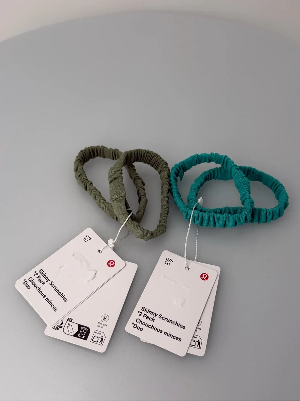!BUNDLE 4pcs - lululemon athletica Skinny Scrunchies 2-Pack